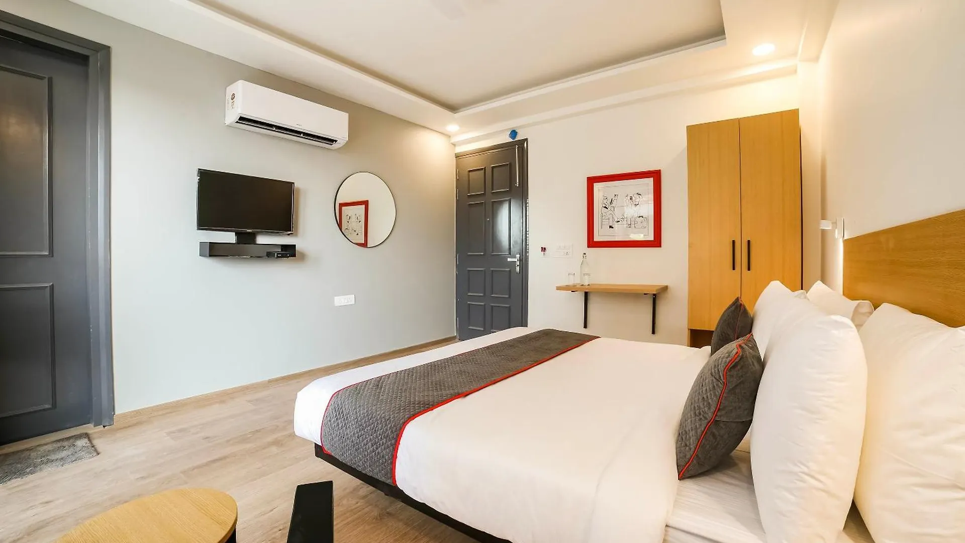 Super Townhouse Sector 46 Gurgaon Near Appu Ghar Hotel