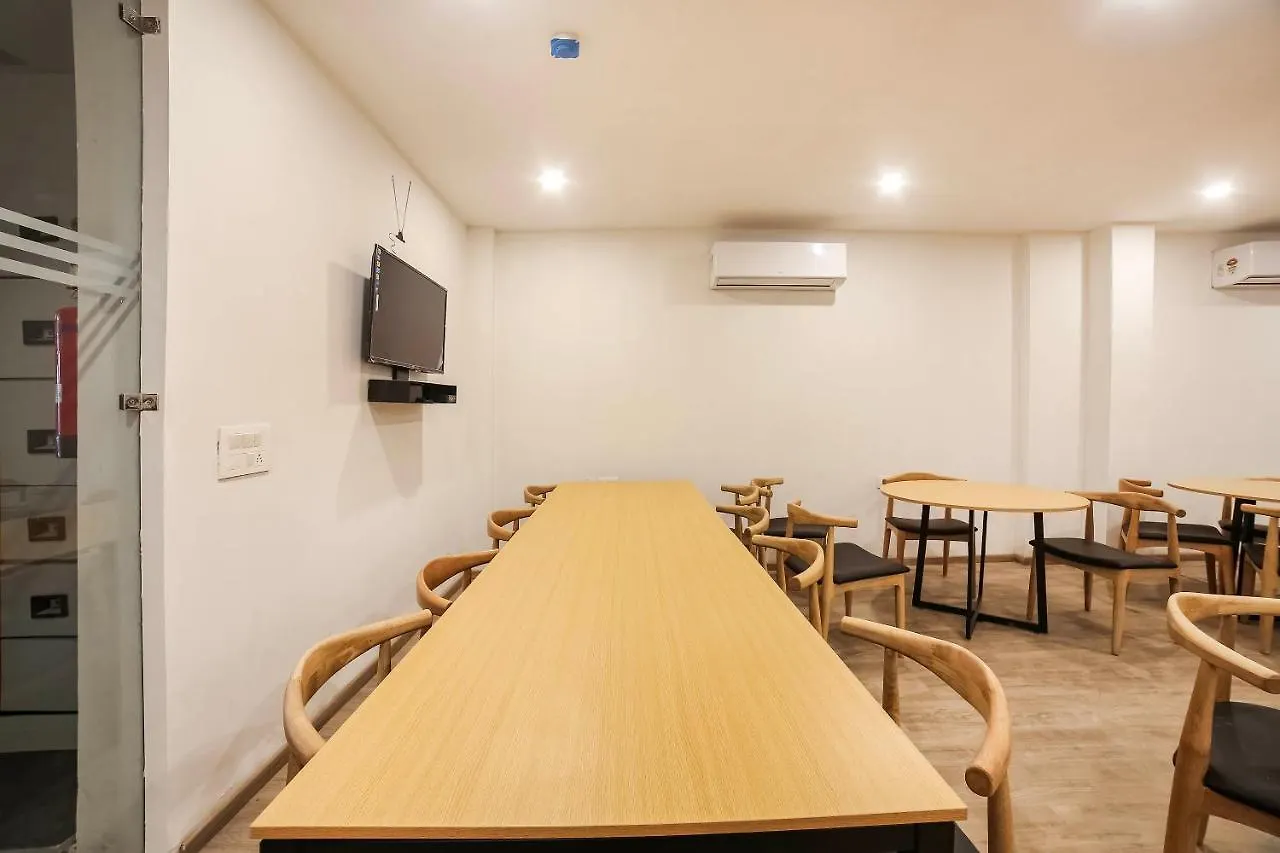 Super Townhouse Sector 46 Gurgaon Near Appu Ghar Hotel